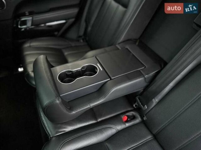 Серый Ленд Ровер Рендж Ровер, объемом двигателя 4.37 л и пробегом 207 тыс. км за 35000 $, фото 25 на Automoto.ua