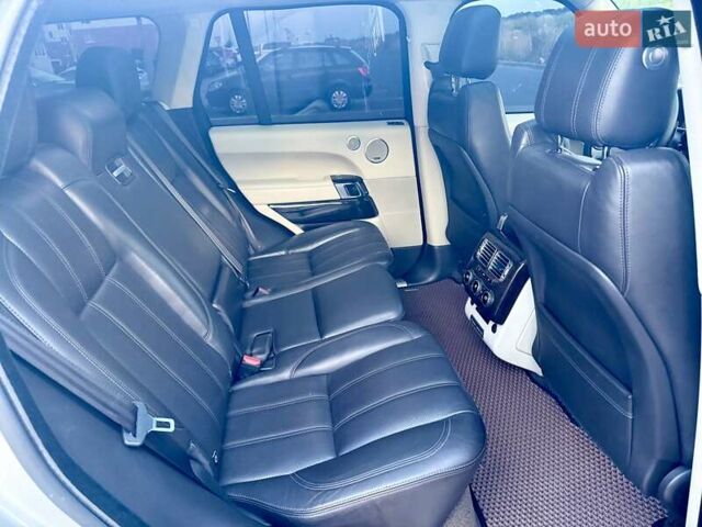 Серый Ленд Ровер Рендж Ровер, объемом двигателя 4.37 л и пробегом 210 тыс. км за 41499 $, фото 18 на Automoto.ua