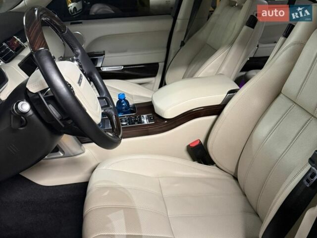 Сірий Ленд Ровер Рендж Ровер, об'ємом двигуна 5 л та пробігом 174 тис. км за 38000 $, фото 11 на Automoto.ua