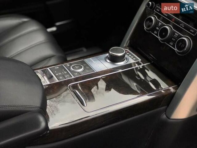 Серый Ленд Ровер Рендж Ровер, объемом двигателя 3 л и пробегом 201 тыс. км за 37900 $, фото 23 на Automoto.ua