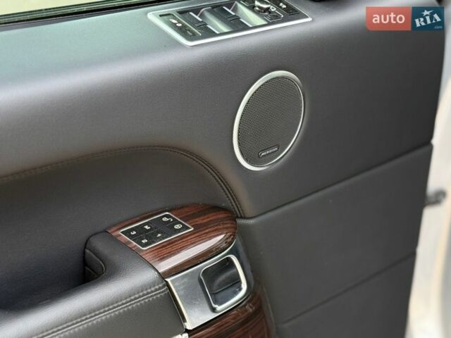 Сірий Ленд Ровер Рендж Ровер, об'ємом двигуна 3 л та пробігом 176 тис. км за 23900 $, фото 13 на Automoto.ua
