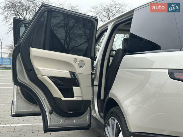 Сірий Ленд Ровер Рендж Ровер, об'ємом двигуна 4.37 л та пробігом 181 тис. км за 34500 $, фото 34 на Automoto.ua