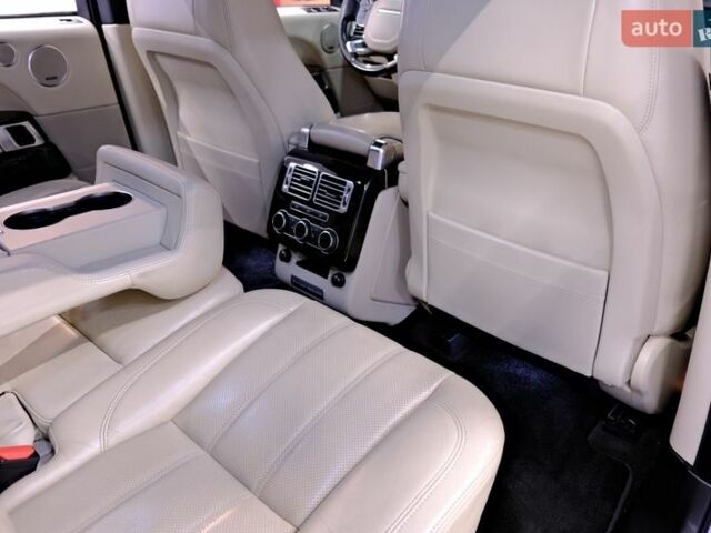 Сірий Ленд Ровер Рендж Ровер, об'ємом двигуна 4.37 л та пробігом 227 тис. км за 31900 $, фото 38 на Automoto.ua