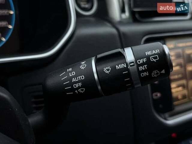 Серый Ленд Ровер Рендж Ровер, объемом двигателя 4.37 л и пробегом 207 тыс. км за 35000 $, фото 17 на Automoto.ua