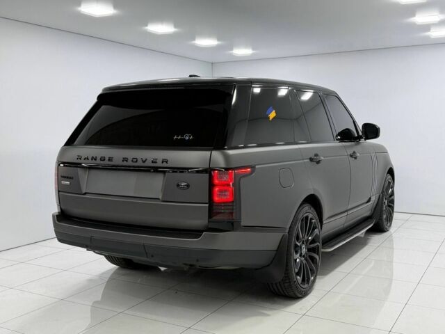 Серый Ленд Ровер Рендж Ровер, объемом двигателя 4.4 л и пробегом 230 тыс. км за 32000 $, фото 1 на Automoto.ua