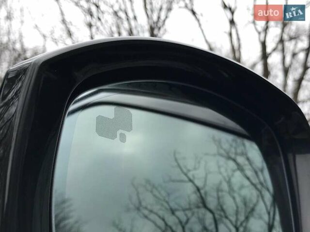 Серый Ленд Ровер Рендж Ровер, объемом двигателя 3 л и пробегом 201 тыс. км за 37900 $, фото 32 на Automoto.ua