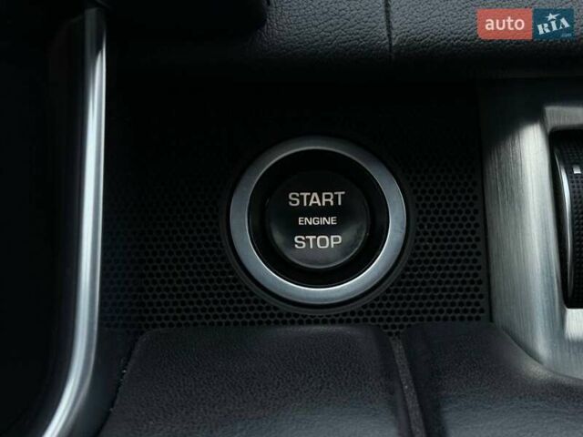 Серый Ленд Ровер Рендж Ровер, объемом двигателя 4.37 л и пробегом 207 тыс. км за 35000 $, фото 18 на Automoto.ua