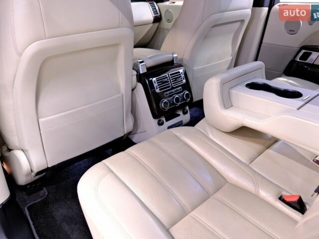 Сірий Ленд Ровер Рендж Ровер, об'ємом двигуна 4.37 л та пробігом 227 тис. км за 31900 $, фото 33 на Automoto.ua