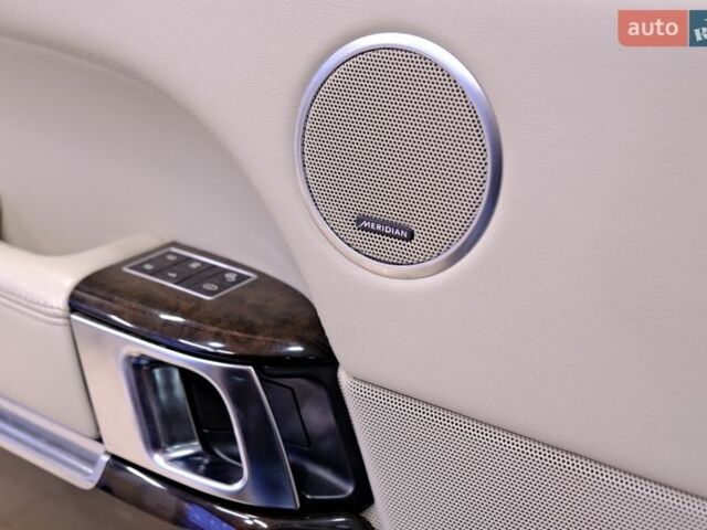 Сірий Ленд Ровер Рендж Ровер, об'ємом двигуна 4.37 л та пробігом 227 тис. км за 31900 $, фото 23 на Automoto.ua