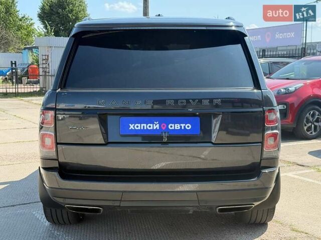 Ленд Ровер Рендж Ровер 2013 в Киеве на Automoto.ua Серый Ленд Ровер Рендж Ровер, объемом двигателя 4.37 л и пробегом 209 тыс. км за 35000 $, фото 4 на Automoto.ua