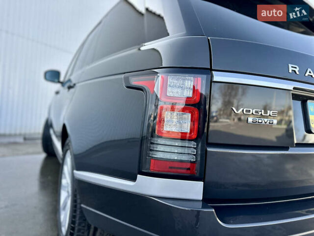 Серый Ленд Ровер Рендж Ровер, объемом двигателя 4.37 л и пробегом 100 тыс. км за 42000 $, фото 64 на Automoto.ua