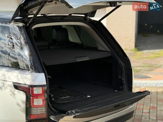 Сірий Ленд Ровер Рендж Ровер, об'ємом двигуна 3 л та пробігом 176 тис. км за 23900 $, фото 17 на Automoto.ua