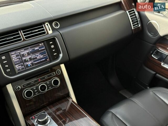 Сірий Ленд Ровер Рендж Ровер, об'ємом двигуна 3 л та пробігом 176 тис. км за 23900 $, фото 11 на Automoto.ua