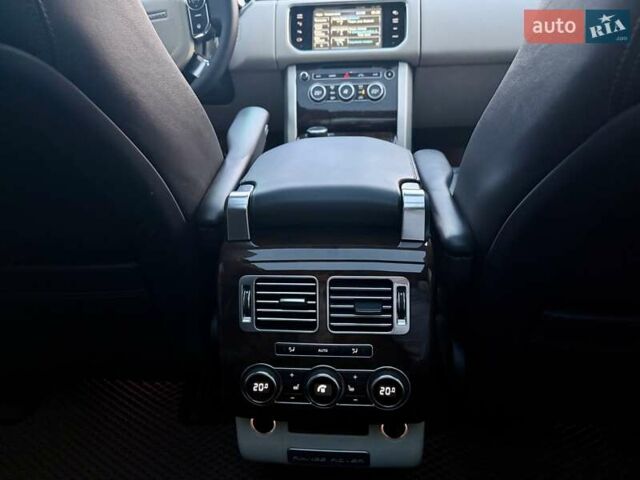 Серый Ленд Ровер Рендж Ровер, объемом двигателя 4.37 л и пробегом 210 тыс. км за 41499 $, фото 35 на Automoto.ua