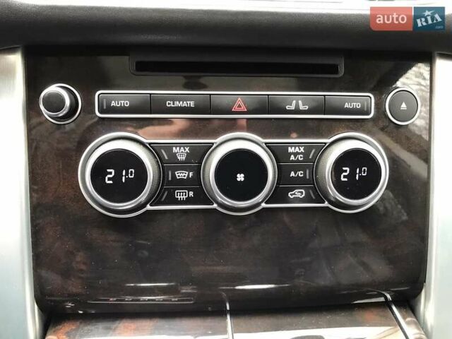 Серый Ленд Ровер Рендж Ровер, объемом двигателя 3 л и пробегом 201 тыс. км за 37900 $, фото 67 на Automoto.ua