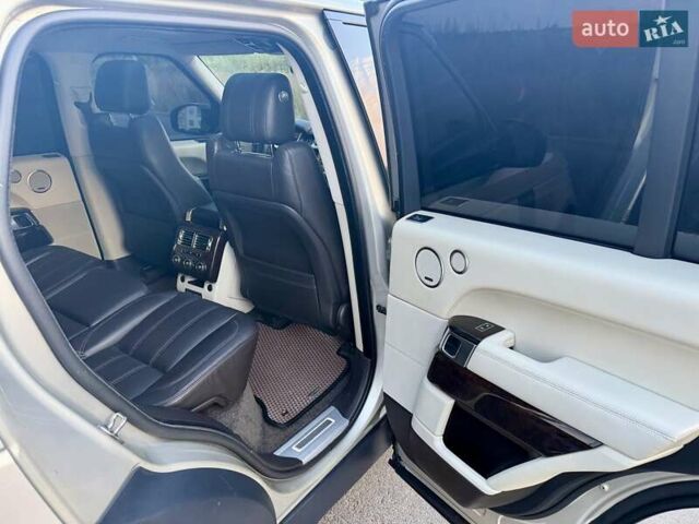 Серый Ленд Ровер Рендж Ровер, объемом двигателя 4.37 л и пробегом 210 тыс. км за 41499 $, фото 16 на Automoto.ua