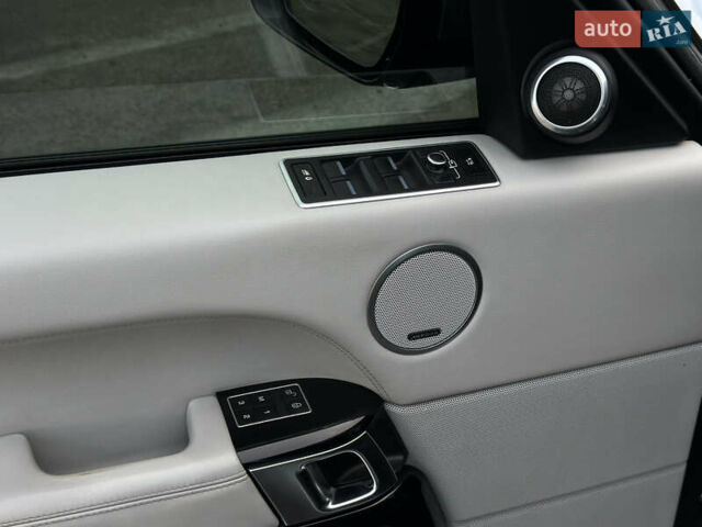 Сірий Ленд Ровер Рендж Ровер, об'ємом двигуна 4.37 л та пробігом 190 тис. км за 29500 $, фото 12 на Automoto.ua