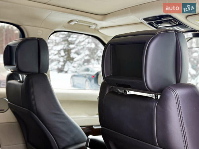 Серый Ленд Ровер Рендж Ровер, объемом двигателя 4.37 л и пробегом 280 тыс. км за 23000 $, фото 11 на Automoto.ua