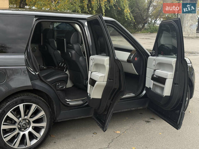 Сірий Ленд Ровер Рендж Ровер, об'ємом двигуна 4.37 л та пробігом 355 тис. км за 29000 $, фото 14 на Automoto.ua