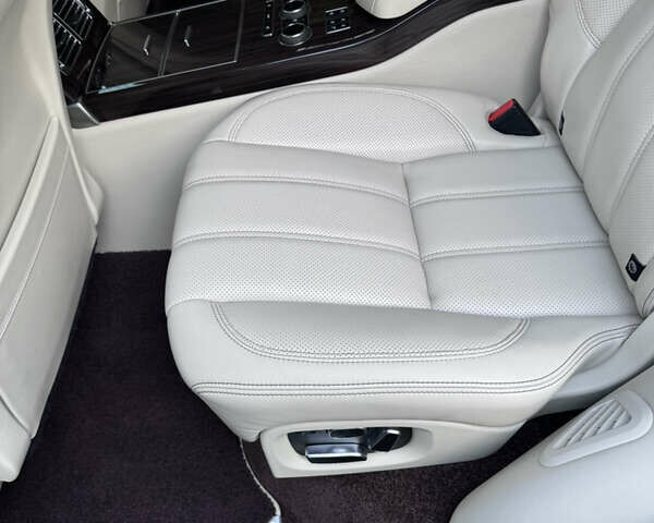 Серый Ленд Ровер Рендж Ровер, объемом двигателя 5 л и пробегом 140 тыс. км за 39999 $, фото 34 на Automoto.ua