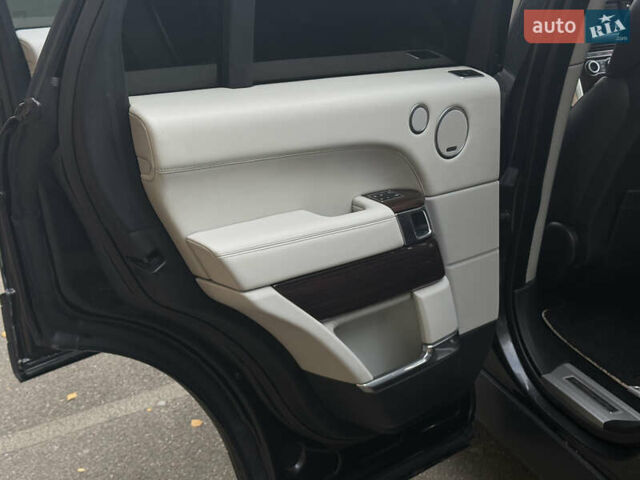 Сірий Ленд Ровер Рендж Ровер, об'ємом двигуна 4.37 л та пробігом 355 тис. км за 29000 $, фото 17 на Automoto.ua