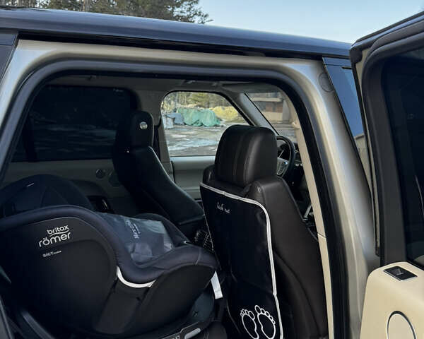 Серый Ленд Ровер Рендж Ровер, объемом двигателя 3 л и пробегом 274 тыс. км за 24000 $, фото 14 на Automoto.ua