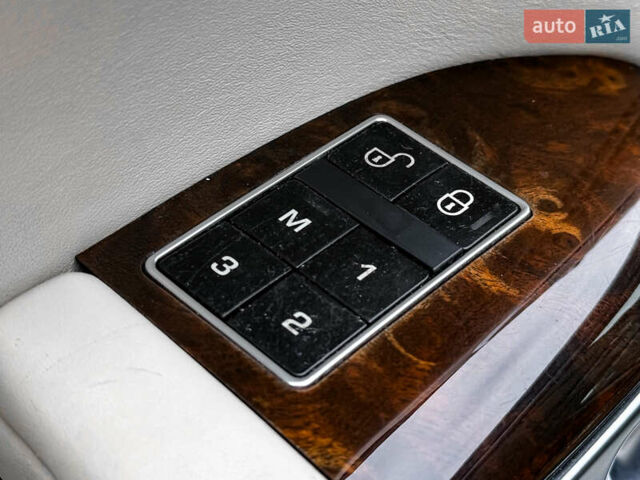 Серый Ленд Ровер Рендж Ровер, объемом двигателя 4.37 л и пробегом 280 тыс. км за 23000 $, фото 24 на Automoto.ua