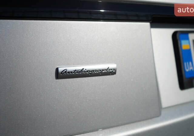 Серый Ленд Ровер Рендж Ровер, объемом двигателя 5 л и пробегом 140 тыс. км за 39999 $, фото 5 на Automoto.ua