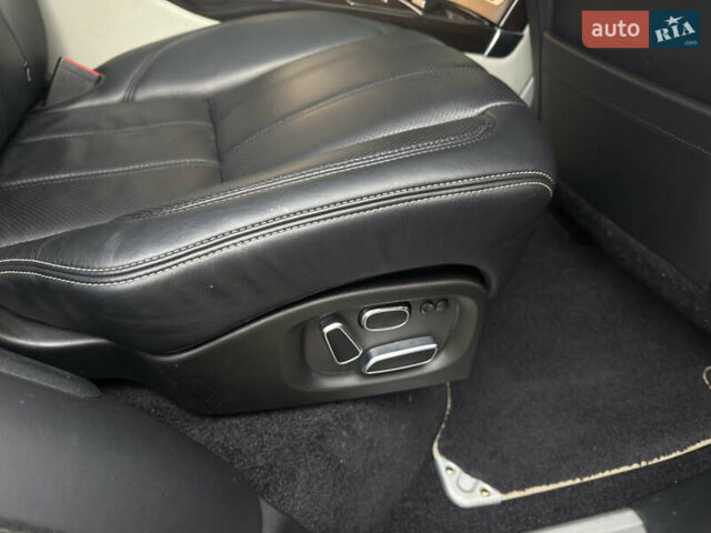 Сірий Ленд Ровер Рендж Ровер, об'ємом двигуна 4.37 л та пробігом 355 тис. км за 29000 $, фото 25 на Automoto.ua