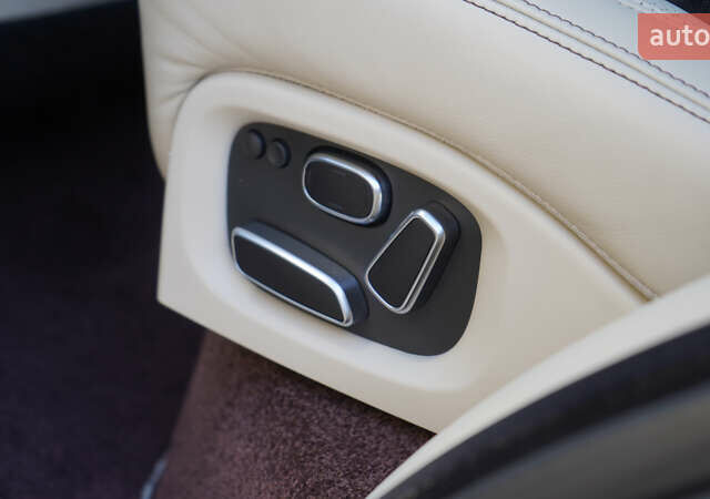 Серый Ленд Ровер Рендж Ровер, объемом двигателя 5 л и пробегом 140 тыс. км за 39999 $, фото 22 на Automoto.ua