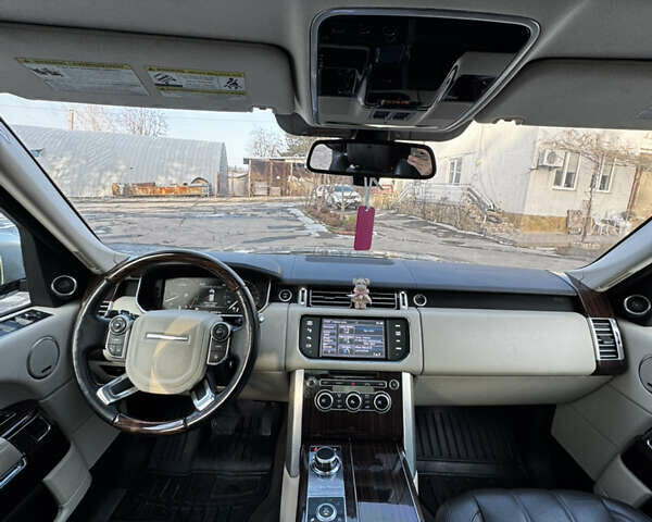 Серый Ленд Ровер Рендж Ровер, объемом двигателя 3 л и пробегом 274 тыс. км за 24000 $, фото 18 на Automoto.ua