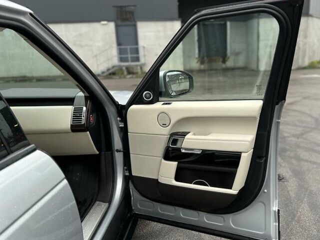 Серый Ленд Ровер Рендж Ровер, объемом двигателя 3 л и пробегом 175 тыс. км за 29999 $, фото 19 на Automoto.ua