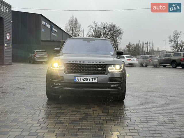 Серый Ленд Ровер Рендж Ровер, объемом двигателя 5 л и пробегом 125 тыс. км за 56000 $, фото 31 на Automoto.ua