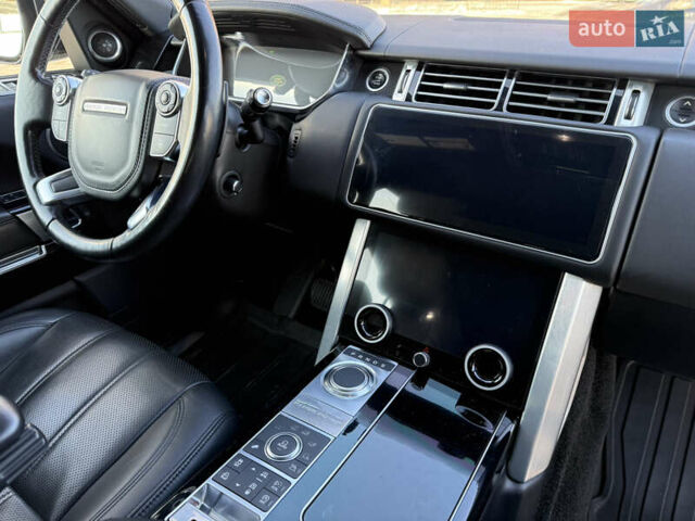 Серый Ленд Ровер Рендж Ровер, объемом двигателя 3 л и пробегом 150 тыс. км за 29900 $, фото 17 на Automoto.ua