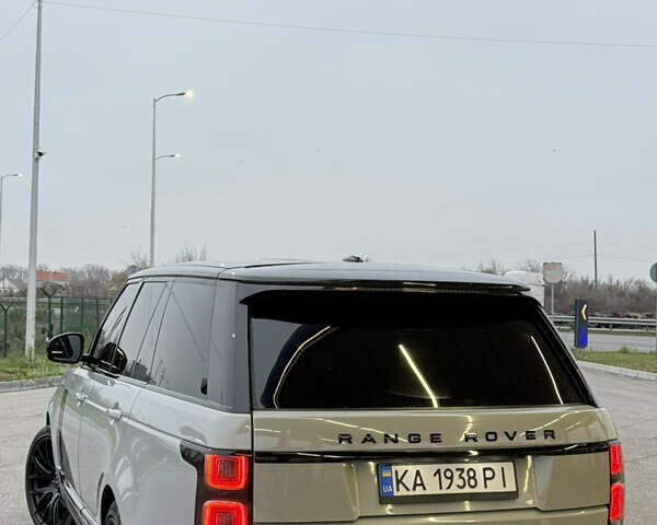 Серый Ленд Ровер Рендж Ровер, объемом двигателя 3 л и пробегом 230 тыс. км за 27000 $, фото 3 на Automoto.ua