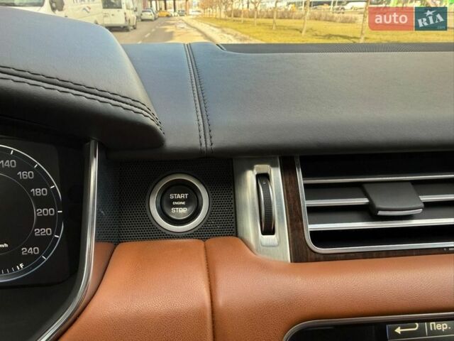 Серый Ленд Ровер Рендж Ровер, объемом двигателя 4.4 л и пробегом 125 тыс. км за 37900 $, фото 50 на Automoto.ua