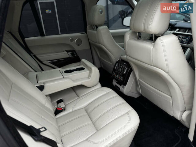 Сірий Ленд Ровер Рендж Ровер, об'ємом двигуна 3 л та пробігом 213 тис. км за 29999 $, фото 57 на Automoto.ua