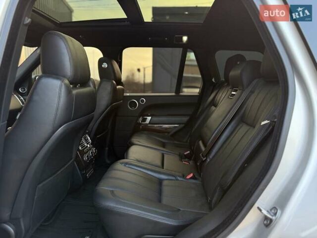 Серый Ленд Ровер Рендж Ровер, объемом двигателя 3 л и пробегом 176 тыс. км за 27800 $, фото 64 на Automoto.ua