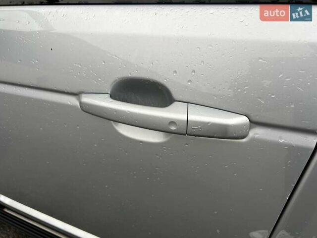 Серый Ленд Ровер Рендж Ровер, объемом двигателя 3 л и пробегом 175 тыс. км за 29999 $, фото 46 на Automoto.ua