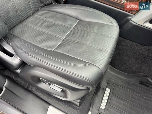 Серый Ленд Ровер Рендж Ровер, объемом двигателя 3 л и пробегом 83 тыс. км за 36900 $, фото 80 на Automoto.ua