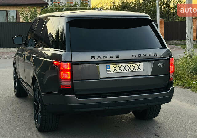 Ленд Ровер Рендж Ровер 2015 в Житомире на Automoto.ua Серый Ленд Ровер Рендж Ровер, объемом двигателя 3 л и пробегом 215 тыс. км за 28200 $, фото 5 на Automoto.ua