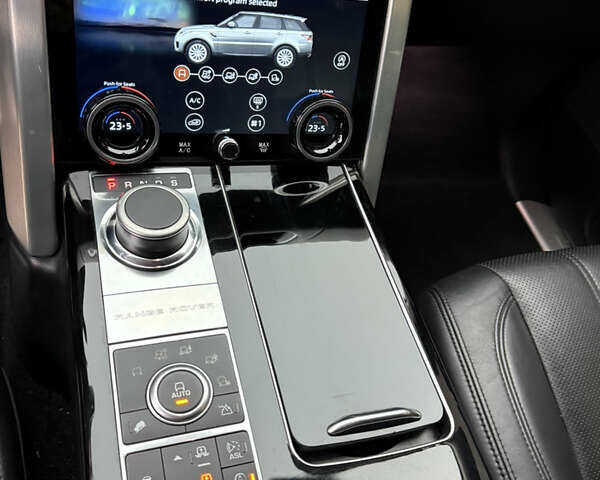 Серый Ленд Ровер Рендж Ровер, объемом двигателя 3 л и пробегом 230 тыс. км за 27000 $, фото 23 на Automoto.ua