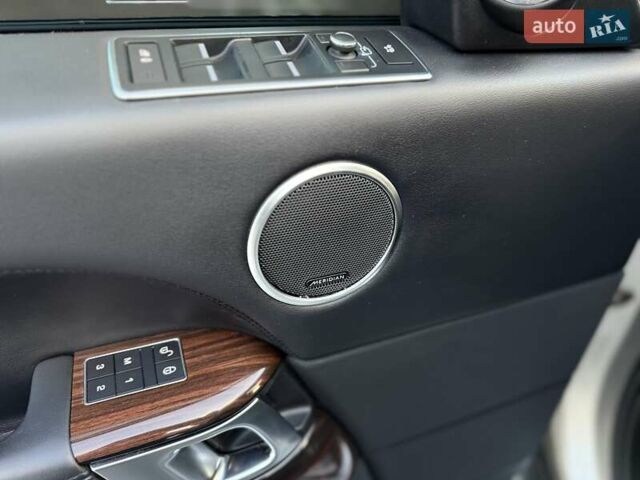 Серый Ленд Ровер Рендж Ровер, объемом двигателя 3 л и пробегом 176 тыс. км за 27800 $, фото 26 на Automoto.ua