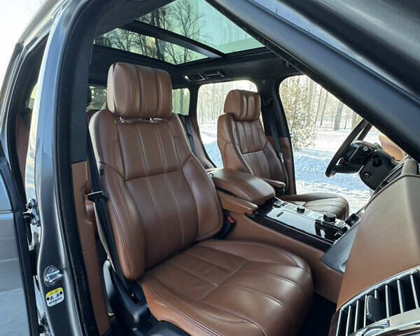 Сірий Ленд Ровер Рендж Ровер, об'ємом двигуна 4.37 л та пробігом 124 тис. км за 37999 $, фото 27 на Automoto.ua