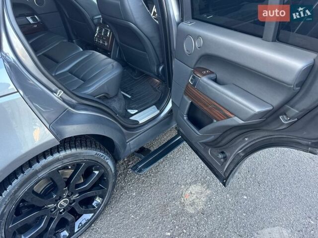 Сірий Ленд Ровер Рендж Ровер, об'ємом двигуна 3 л та пробігом 83 тис. км за 36900 $, фото 64 на Automoto.ua