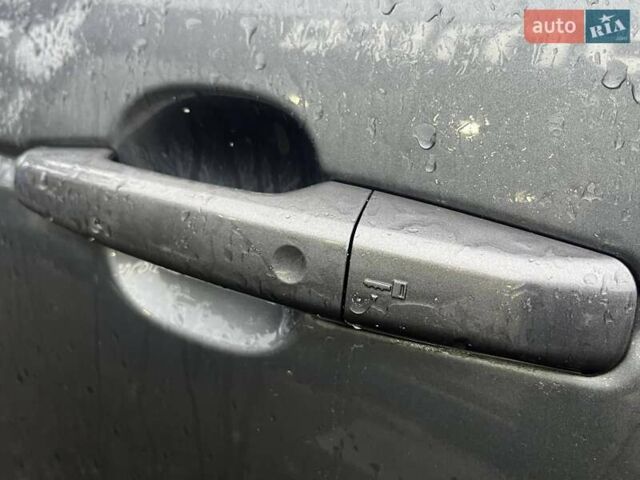 Сірий Ленд Ровер Рендж Ровер, об'ємом двигуна 3 л та пробігом 197 тис. км за 15900 $, фото 8 на Automoto.ua