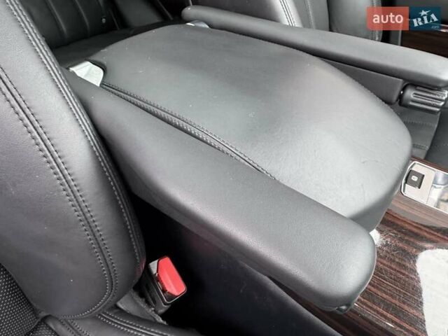 Серый Ленд Ровер Рендж Ровер, объемом двигателя 3 л и пробегом 83 тыс. км за 36900 $, фото 76 на Automoto.ua