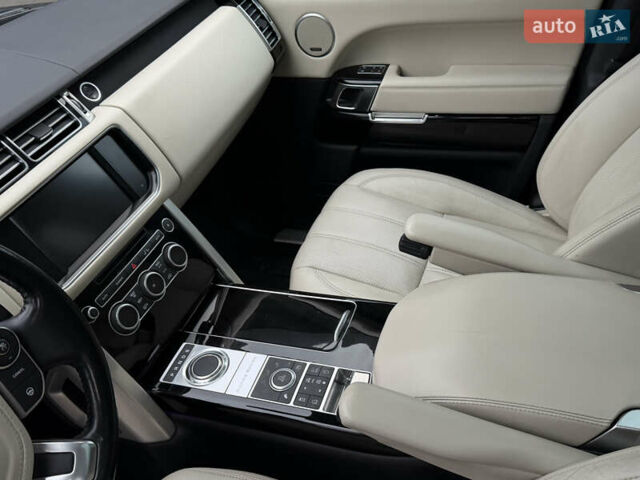 Сірий Ленд Ровер Рендж Ровер, об'ємом двигуна 3 л та пробігом 206 тис. км за 23600 $, фото 12 на Automoto.ua