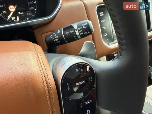 Серый Ленд Ровер Рендж Ровер, объемом двигателя 4.4 л и пробегом 125 тыс. км за 37900 $, фото 60 на Automoto.ua