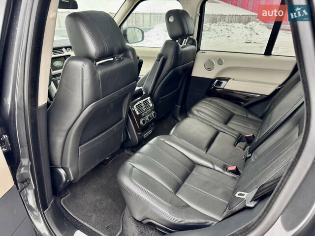 Сірий Ленд Ровер Рендж Ровер, об'ємом двигуна 5 л та пробігом 117 тис. км за 33300 $, фото 29 на Automoto.ua